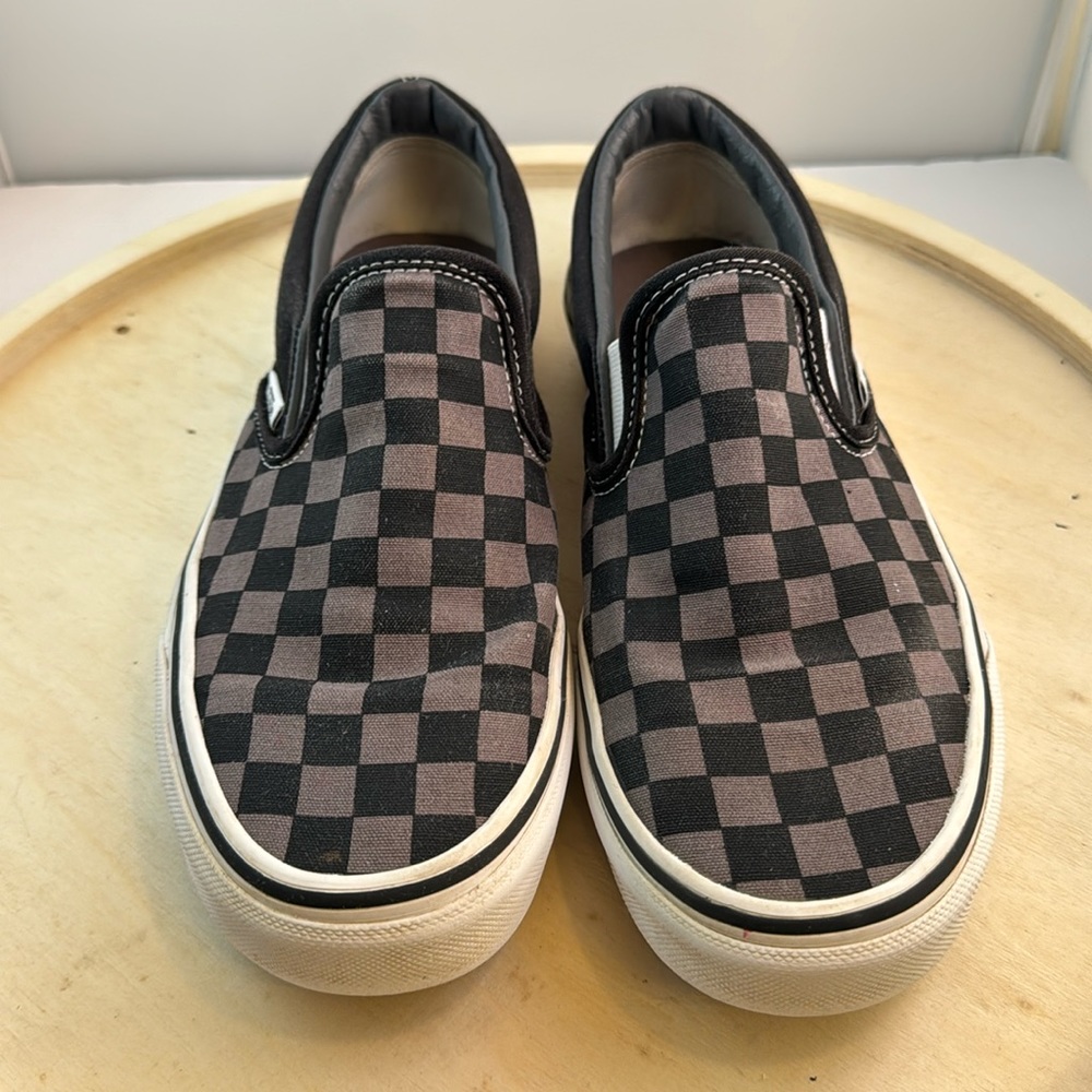 Men’s Van’s Off The Wall Checkerboard Slip On Canvas Sneakers Sz 6.5(women 8)